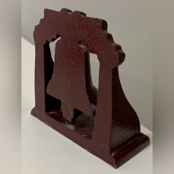 1776 1976 Vintage Solid Cast Iron Figural Liberty Bell Commemorative Doorstop - Picture 9 of 16